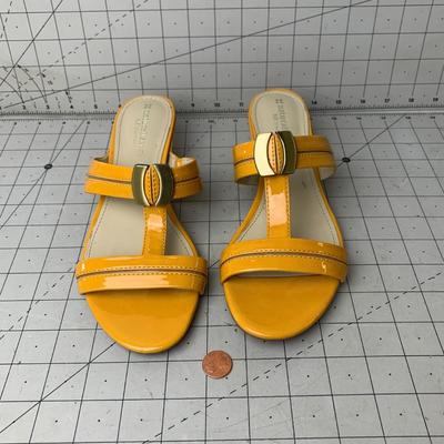#51 Yellow Sandals Size 8.5