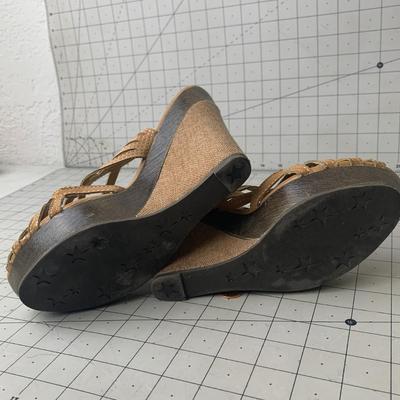 #53 Bucco Capensis Sandals Size 8