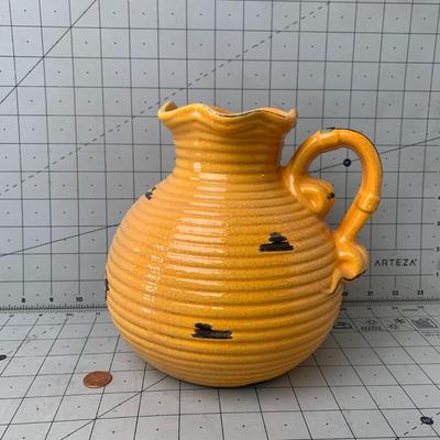#76 Pitcher Decor