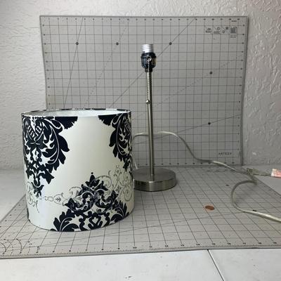 #84 Black and White Lamp 