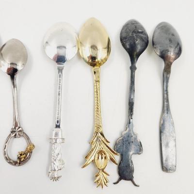 MULTI STATE & COUNTRY SOUVENIR SPOON BUNDLE