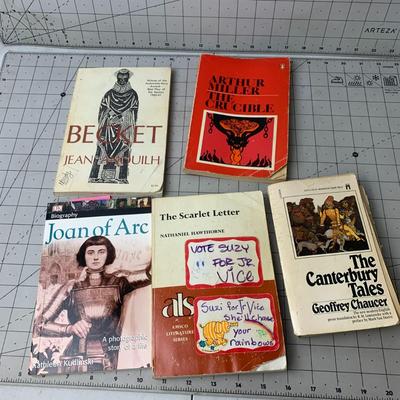 #186 Becket, The Crucible, The Scarlet Letter, The Canterbury Tales and Joan of Arc Paperback Books