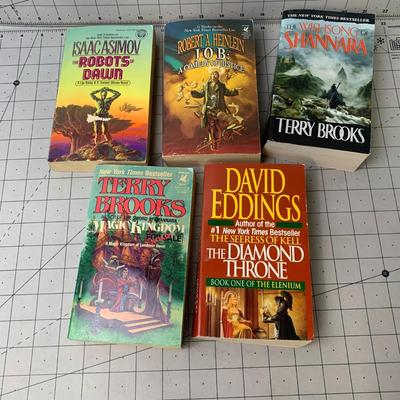 #276 The Roots of Dawn, A Comedy of Justice, The Wishsong of Shannara, The Diamond Throne and Magic Kingdom