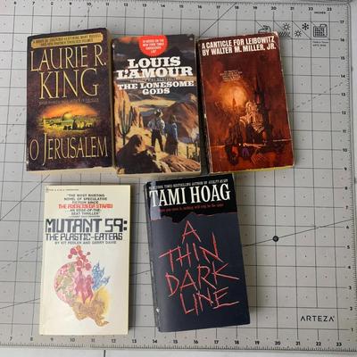 #290 O Jerusalem, A Thin Dark Line, Louis L'amour and More Paperback Books