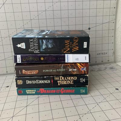 #291 The Dragon in The George, The Diamond Throne, Pathfinder Tales, A Wizard of Earth Sea and The Name of The Wind