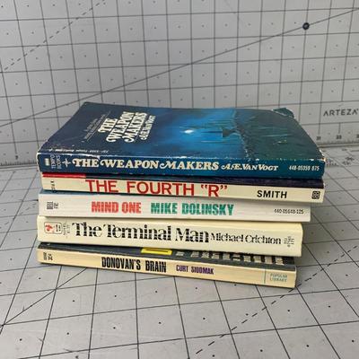 #297 The Fourth "R", The Weapon Makers, Teh Terminal Man, Mind One and Donovan's Brain