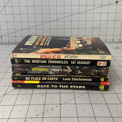 #317 Race To The Stars, The Martian Chronicles and More
