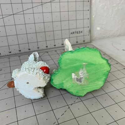 #354 Bunny Decor