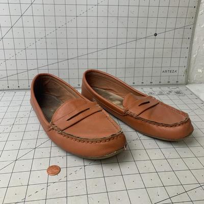 #368 Old Navy Slip Ons Size 9