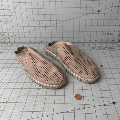 #370 Pink/Tan Shoes Size 9