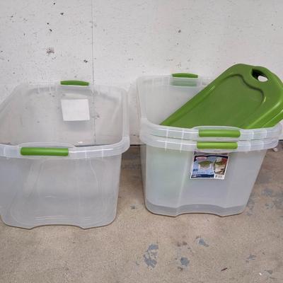 #378 Three Sterilite Bins With Two Lids