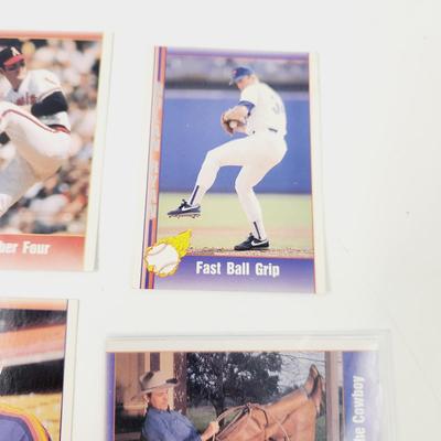 NOLAN RYAN BUNDLE OF BASEBALL CARDS
