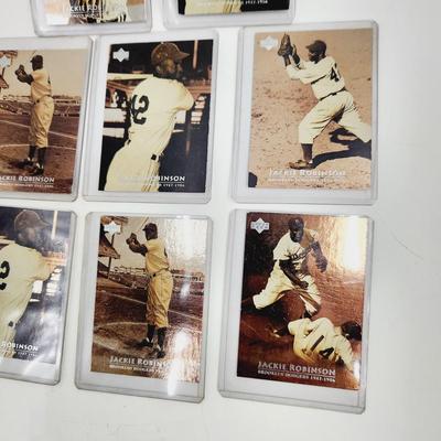 JACKIE ROBINSON BASEBALL BUNDLE OF CARDS (PROTECTIVE SLEEVES)