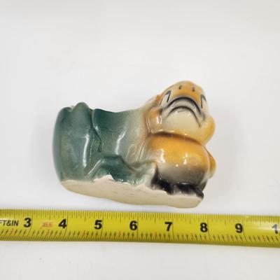 VINTAGE CRACKED EGG BABY DUCK POTTERY DECOR