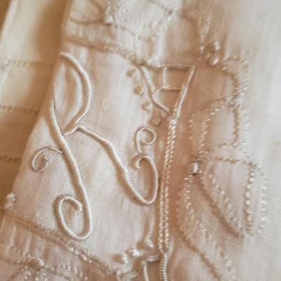 20 vintage handkerchiefs