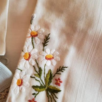 20 vintage handkerchiefs