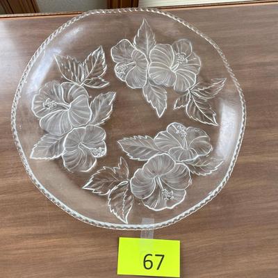 Pressed glass plate