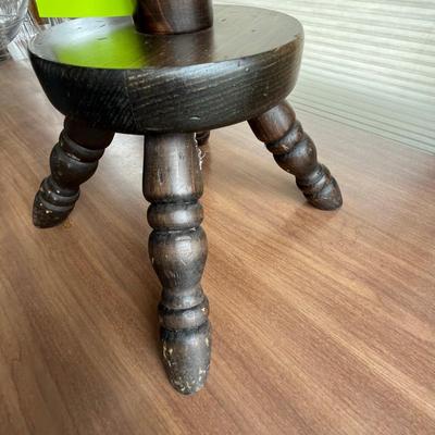 Early American Style Table