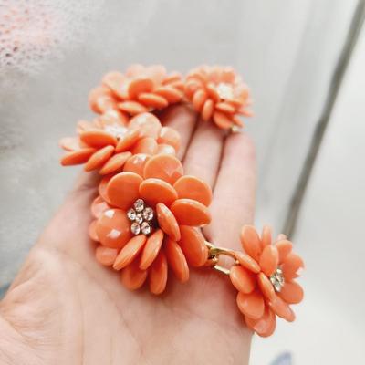 J CREW CORAL FLOWER GOLD TONED NECKLACE