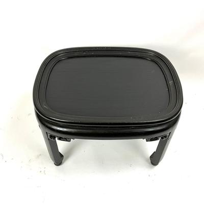 1409 Vintage Baker Chinese Brass Top Oval Tray Table