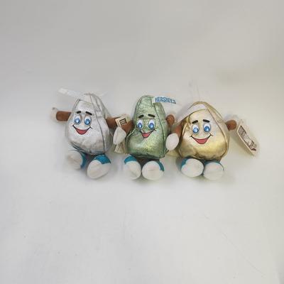 3 - 1998 HORSMAN HERSHEY KISSES PLUSH STUFFIES