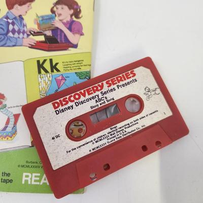 ABC DISNEY DISCOVERY SERIES BOOK & TAPE