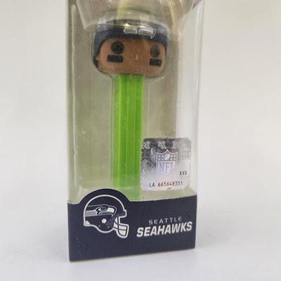 NEW NFL SEAHAWKS LIMITED EDITION BEANIE POP PEZ