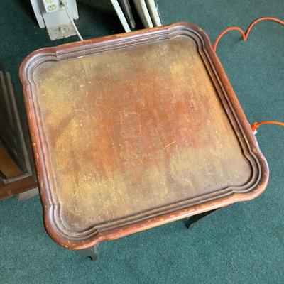 Lot 146 | Small Square Art Deco Accent Table