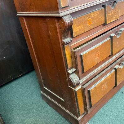 Lot 147 | Victorian Walnut Dresser