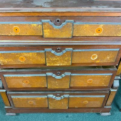 Lot 147 | Victorian Walnut Dresser
