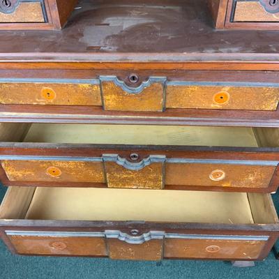 Lot 147 | Victorian Walnut Dresser