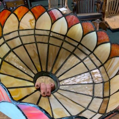 Lot 151 | Slag Glass Lampshade