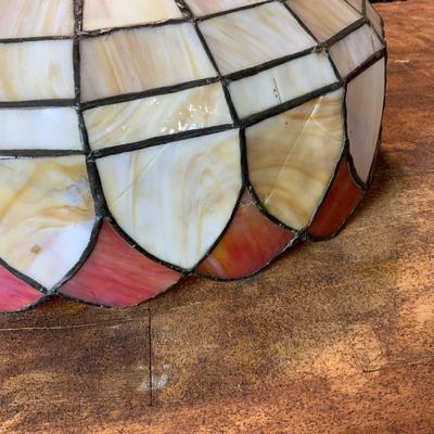 Lot 151 | Slag Glass Lampshade