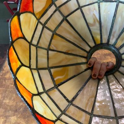 Lot 151 | Slag Glass Lampshade