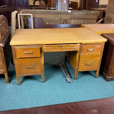 Lot 157 | Vintage Oak Teacherâ€™s Desk