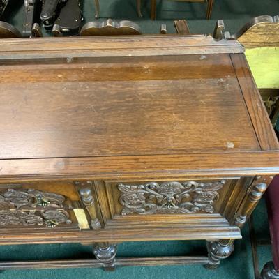 Lot 165 | Tudor Buffet | Sideboard