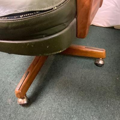 Lot 166 | Mid-Century Green Leather Office Chair