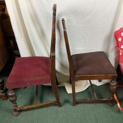 Lot 167 | Two Queen Anne Dining Chairs