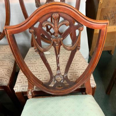 Lot 169 | Four Dining Chairs