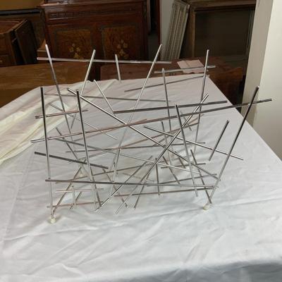 Lot 176 | Mid-Century Modern Magazine Rack