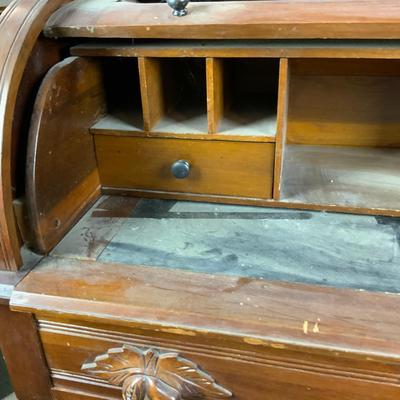 Lot 181 | Cylinder Desk