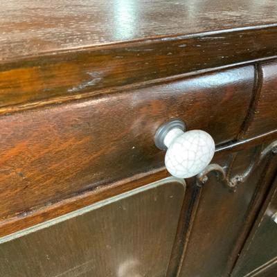 Lot 184 | Small Buffet Cabinet