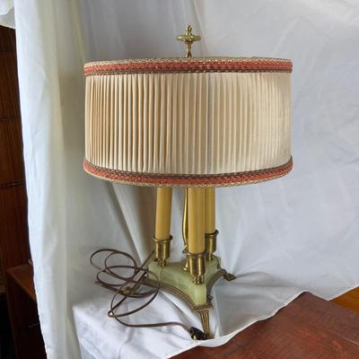 Lot 186 | Green Onyx Lamp
