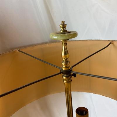Lot 186 | Green Onyx Lamp
