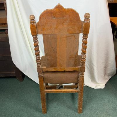 Lot 190 | Single Tudor Dining Chair