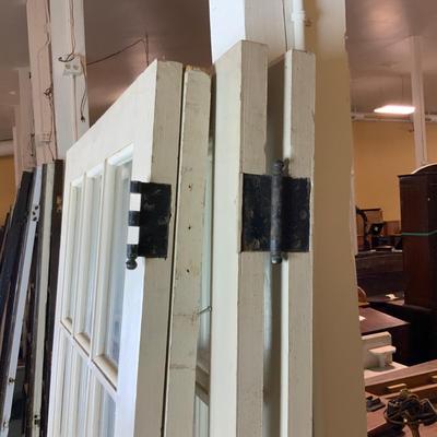 Lot 199 | Set of 4 White Doors