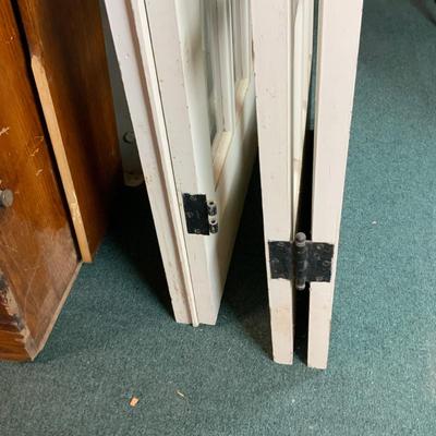 Lot 199 | Set of 4 White Doors