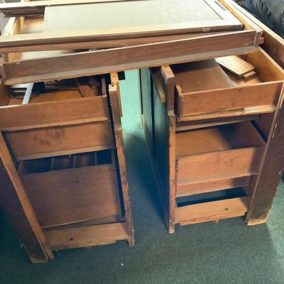 Lot 208 | Large Disassembled Desk