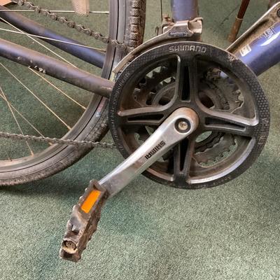 Lot 210 | 20â€ Alpha Aluminum Trek Bike