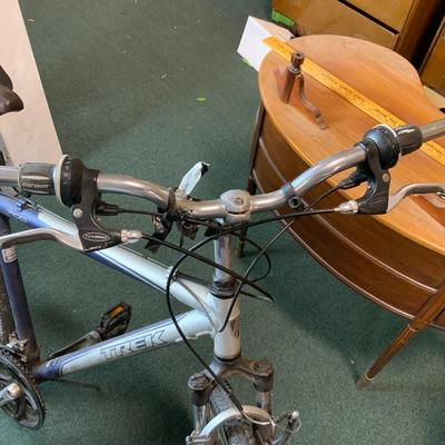 Lot 210 | 20â€ Alpha Aluminum Trek Bike